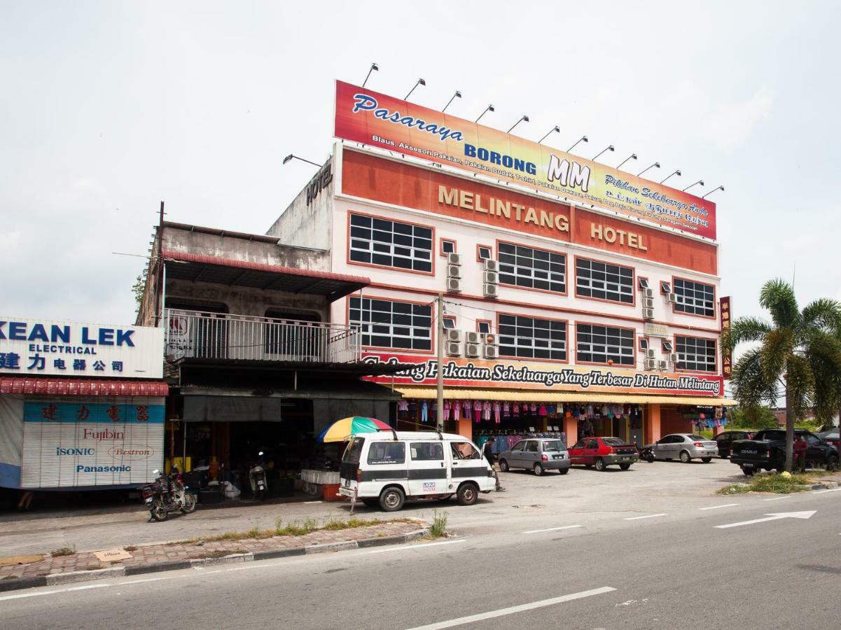 Oyo 1038 Melintang Hotel Hutan Melintang Buitenkant foto